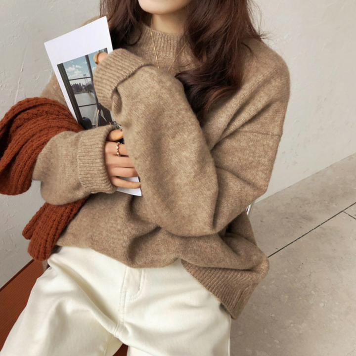 Miola | Women's Casual Round Neck Sweater in Relaxed One Size Fit