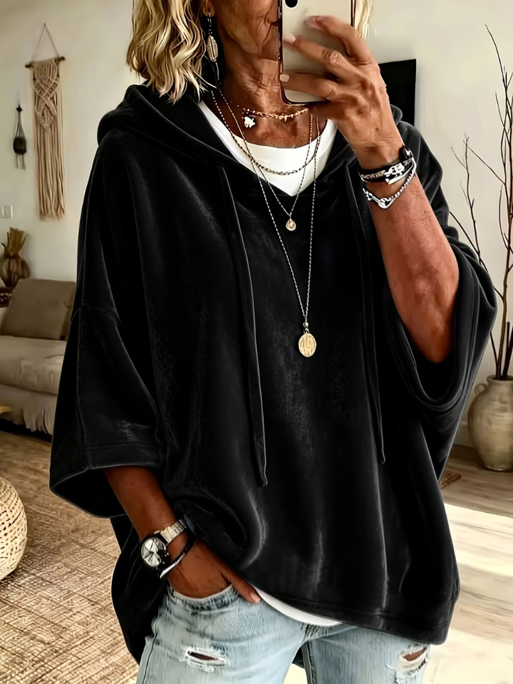 Kelvara | Women's Oversized Velour Hoodie with Half Sleeves and Drawstring
