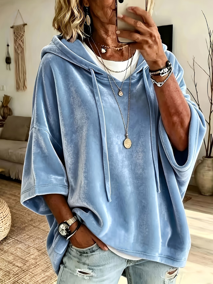 Kelvara | Women's Oversized Velour Hoodie with Half Sleeves and Drawstring