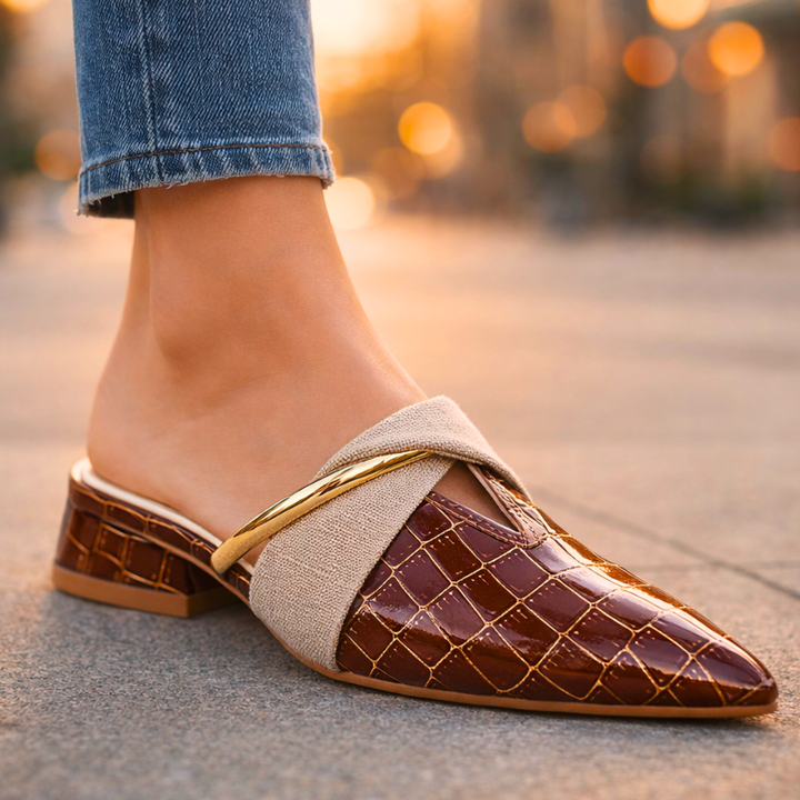 Vivette | Pointed Mule with Gold Accents