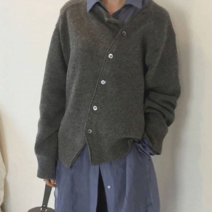 Regina - Stylish and Comfortable Sweater