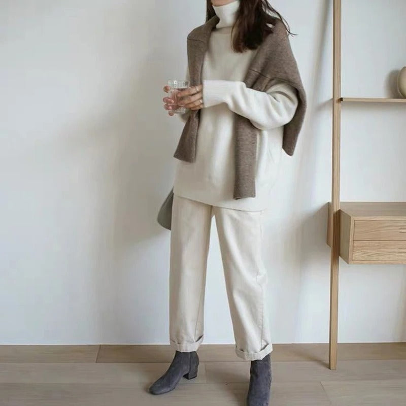 Mira - Cozy Turtleneck Knit Sweater