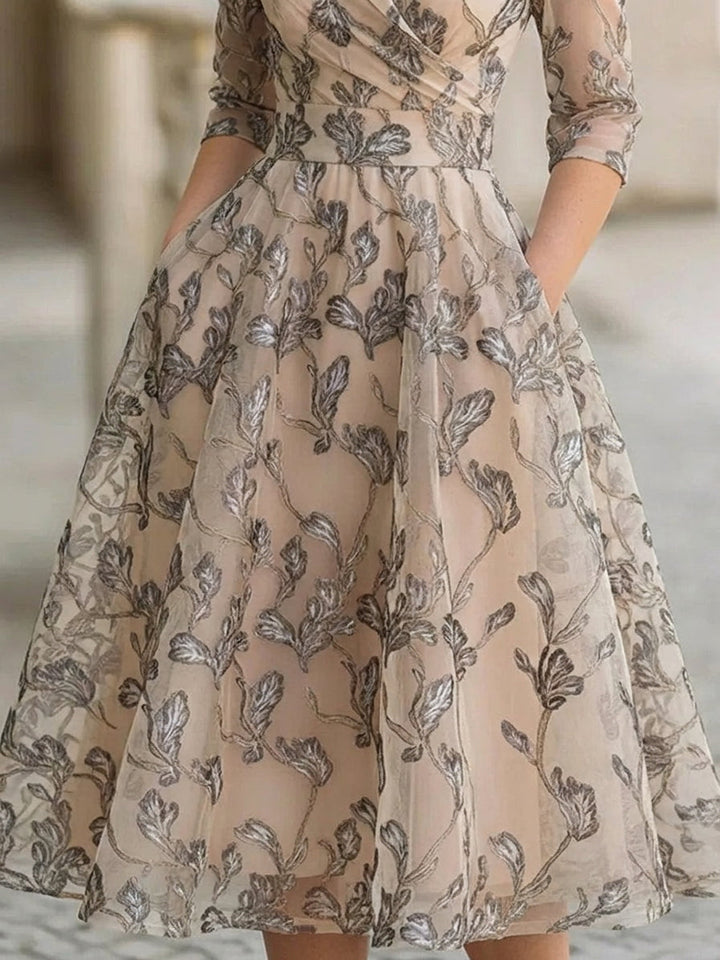 Demi - Timeless Elegance Dress
