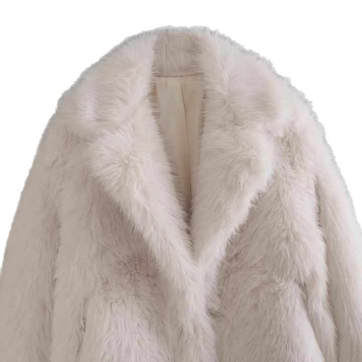 Cropped Women's Faux Fur Jacket | Relaxed Fit | Soft Pile Texture | Perfect for Evening and Winter Events