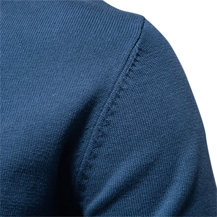 Casual Sweater with Round Neck