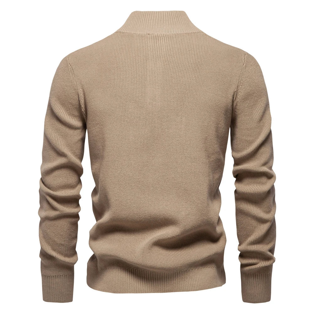 Konrad - Trendy Men's Sweater Featuring Button Detail