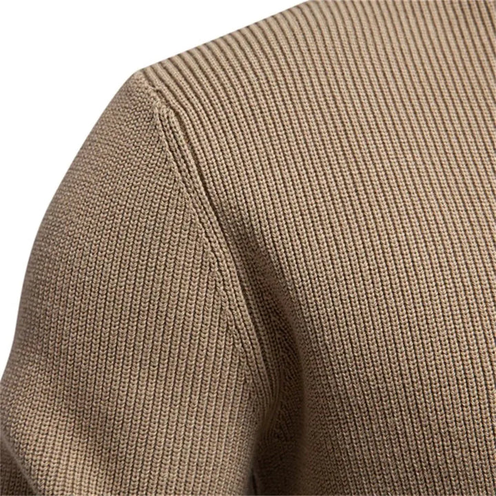 Konrad - Trendy Men's Sweater Featuring Button Detail