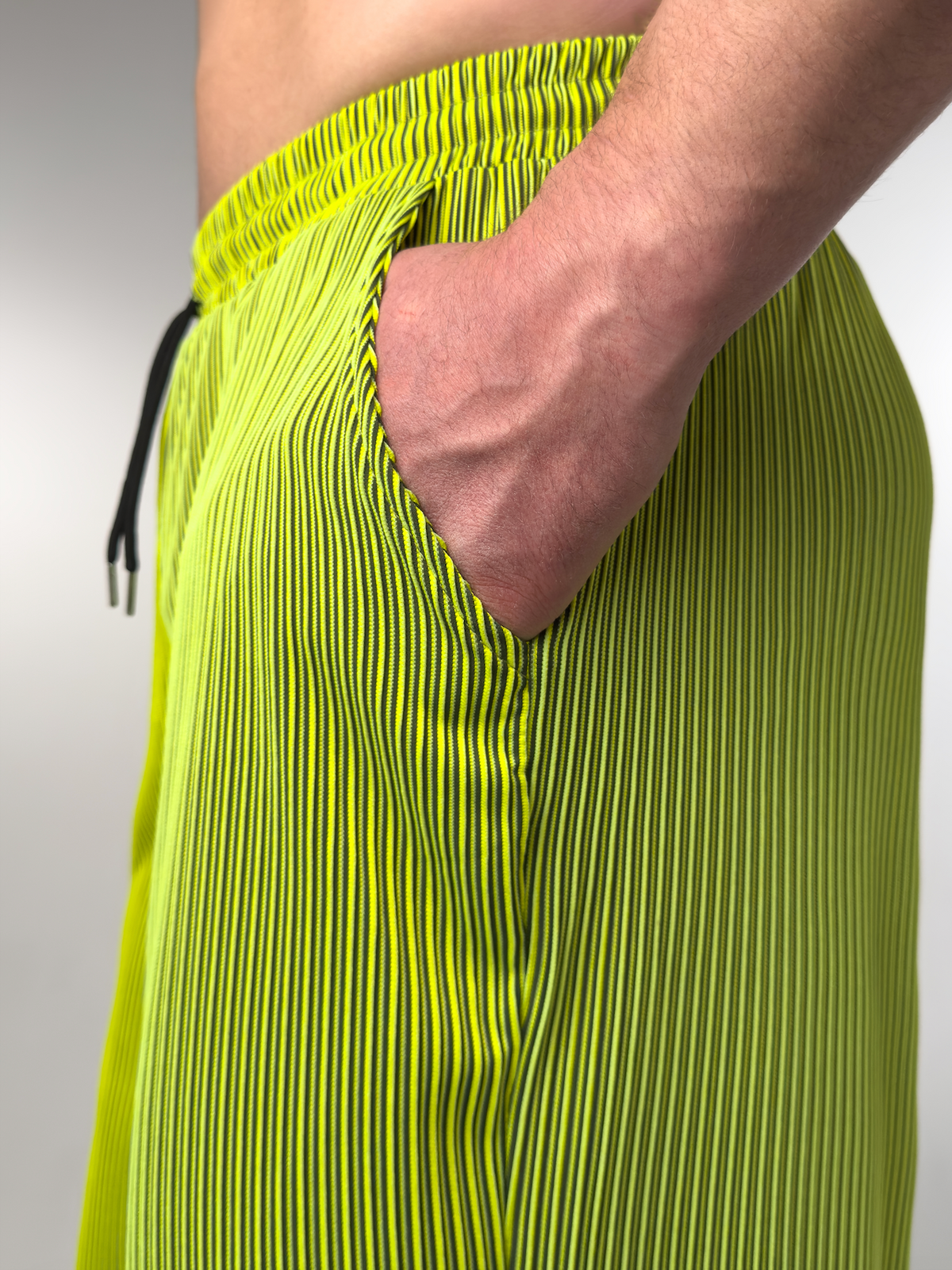COLE | FLUID STRIPED PANTS