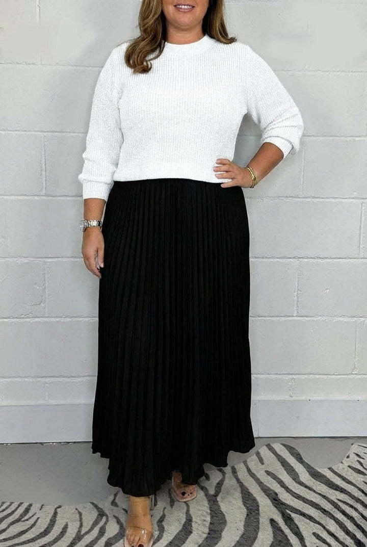 Esmé - Sweater Maxi Dress with Pleated Skirt