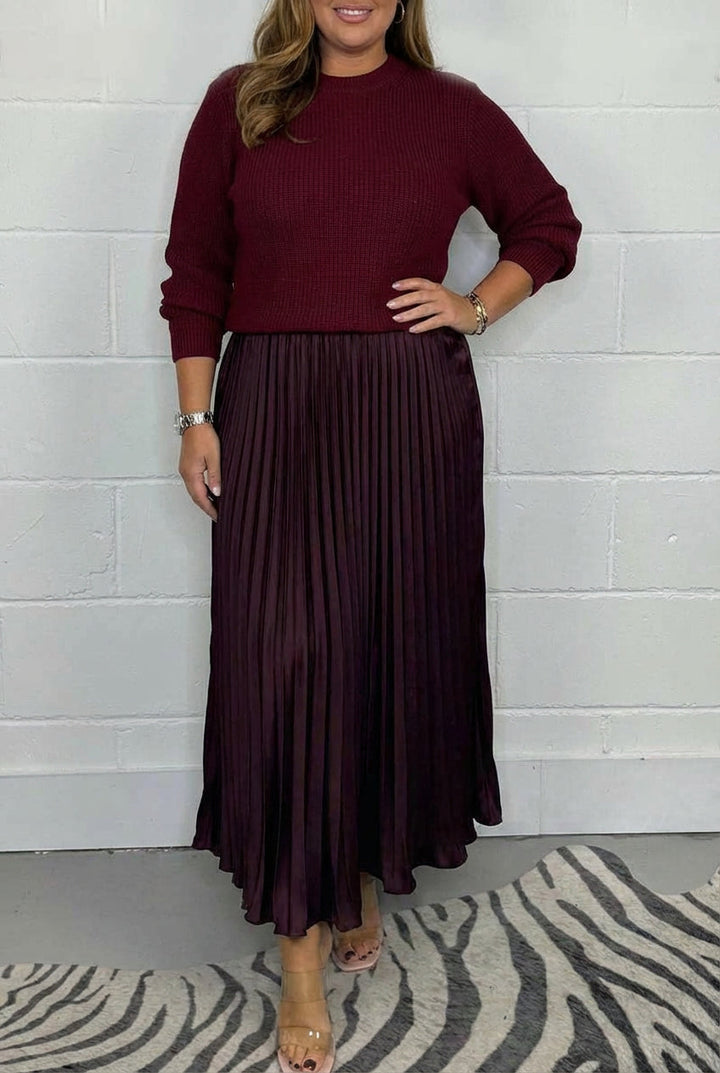 Esmé - Sweater Maxi Dress with Pleated Skirt