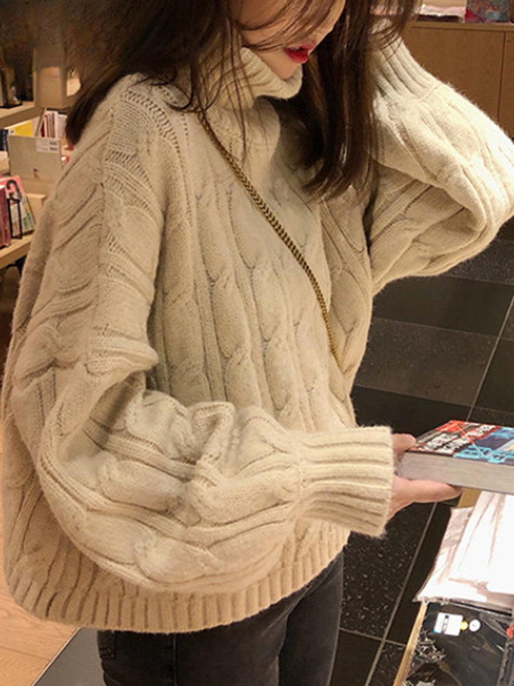 Larissa | Women's Chunky Cable Knit Pullover with Spacious Sleeves