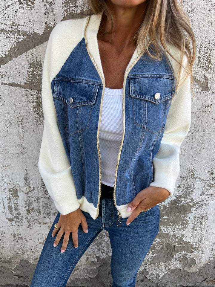 Zoe | Women's Relaxed Fit Classic Denim Jacket with Button Front