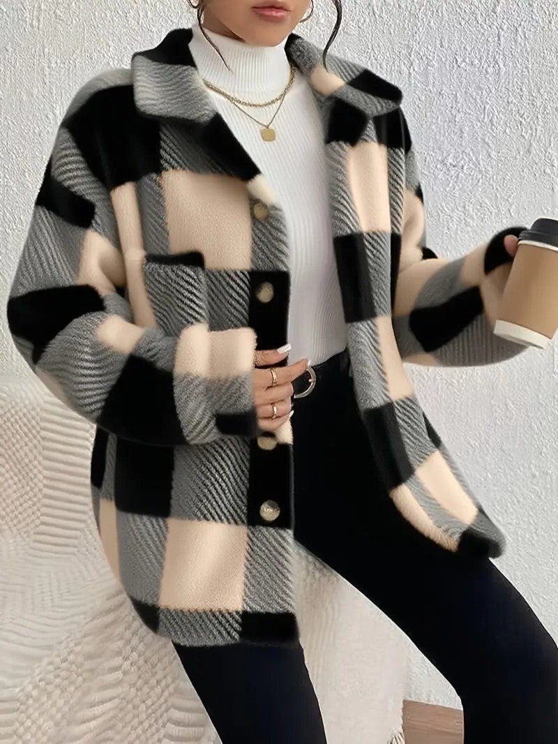 Bronwyn | Women's Oversized Fleece Jacket with Plaid Design
