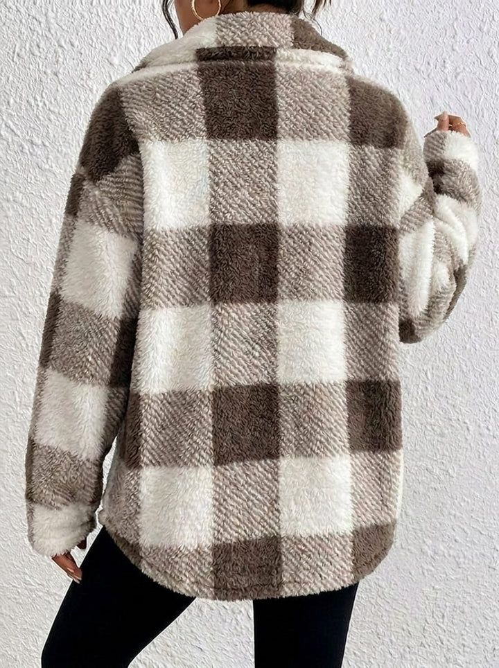 Bronwyn | Women's Oversized Fleece Jacket with Plaid Design