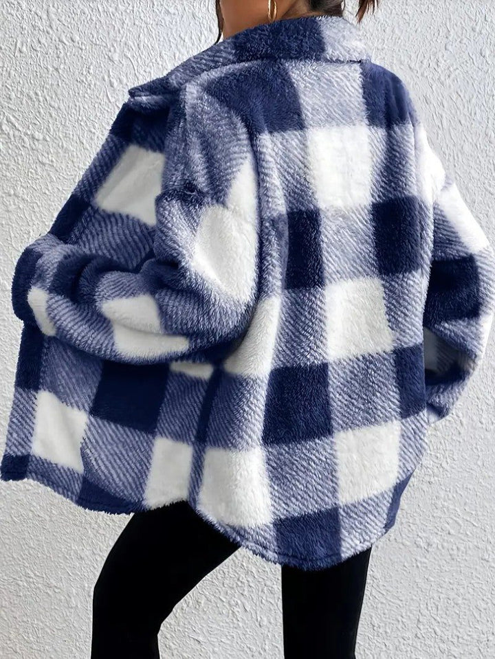 Bronwyn | Women's Oversized Fleece Jacket with Plaid Button-Up Design