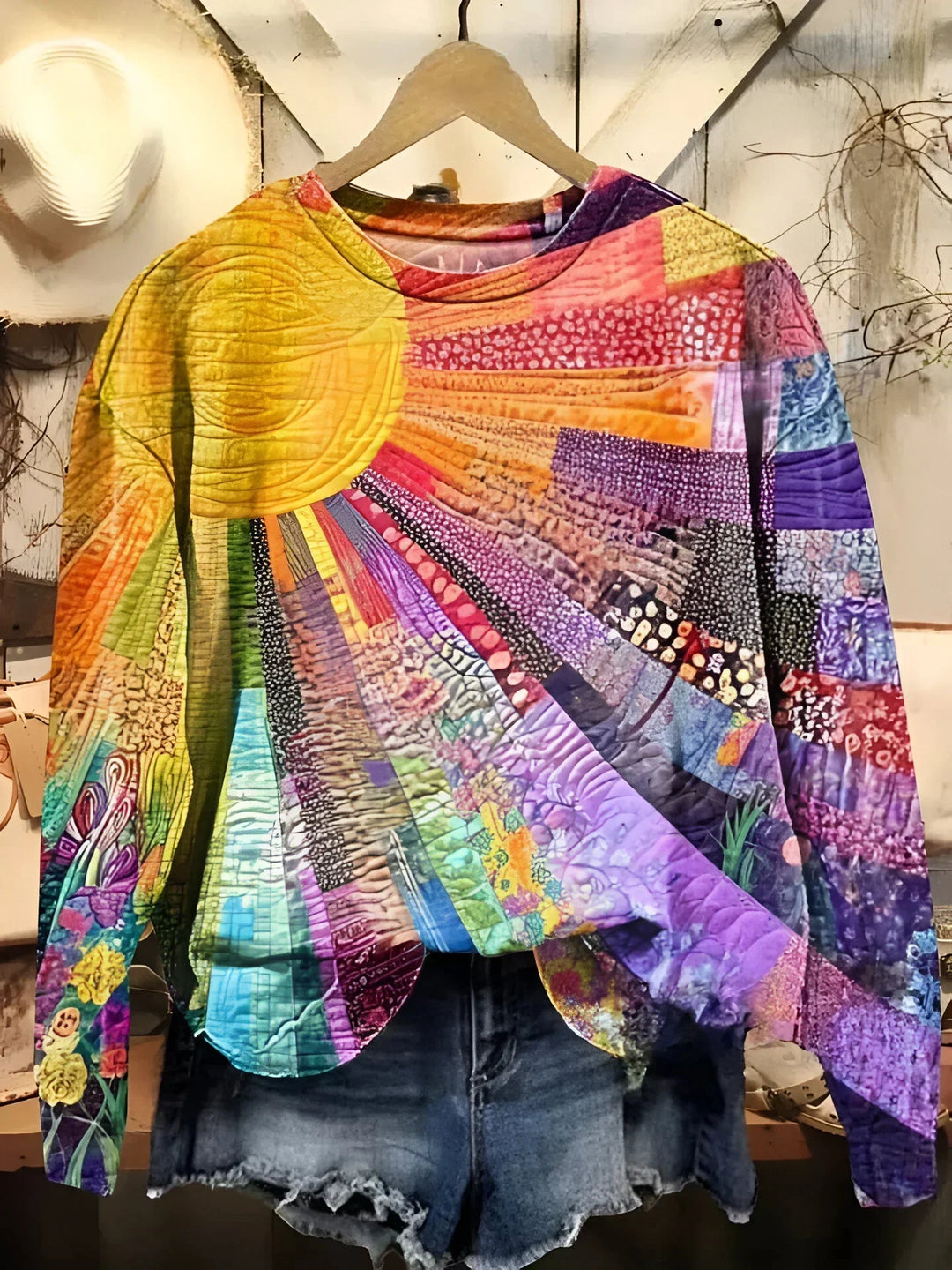Quirine™ - Vibrant Sunburst Collage Sweatshirt