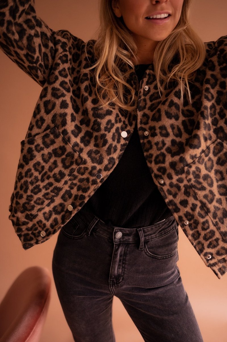 Evelyn Women's Quilted Leopard Print Jacket with Snap Button Closure